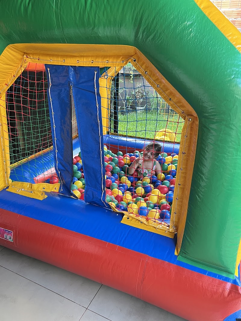 BRINQUETON LOCAÇÃO DE BRINQUEDOS