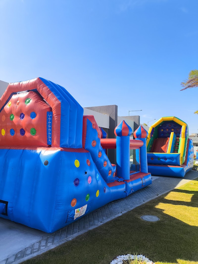 Hannah Kids - aluguel de brinquedos infláveis - aluguel de futebol de sabão - pula pula - Guerra de cotonete - Tobogã