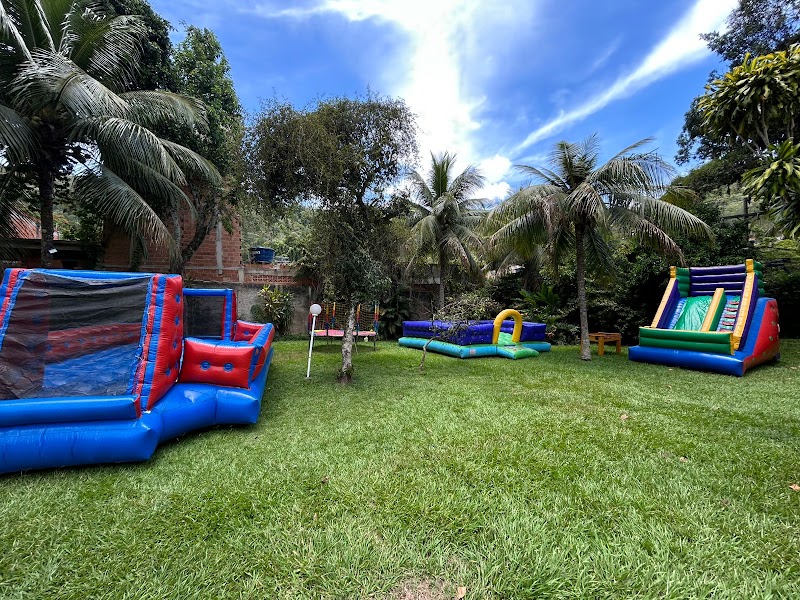 Brincart Brinquedos infláveis RJ l Aluguel de Brinquedos infláveis