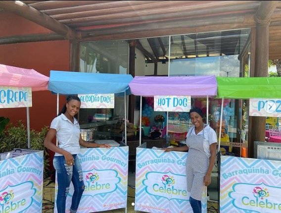 Celebre Brinquedos e Barraquinhas