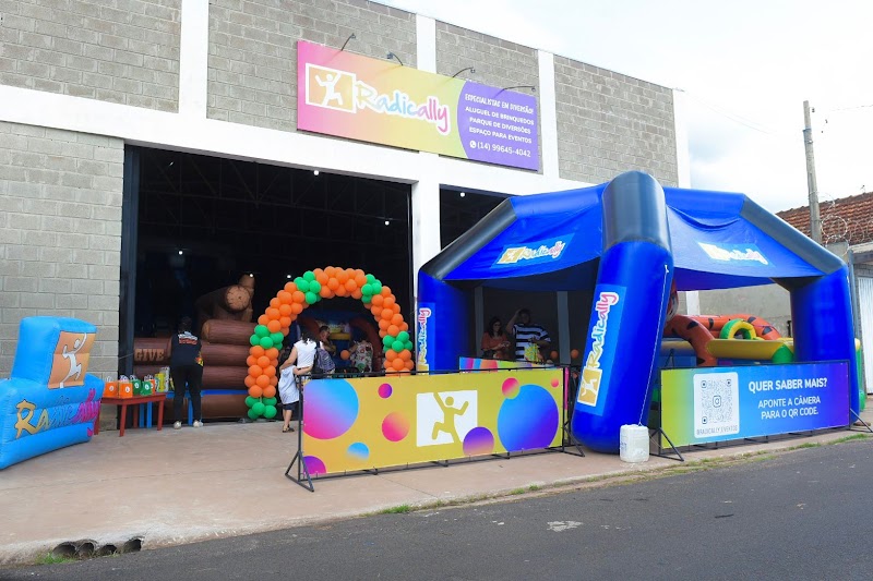 Radically Eventos e Aluguel de Brinquedos