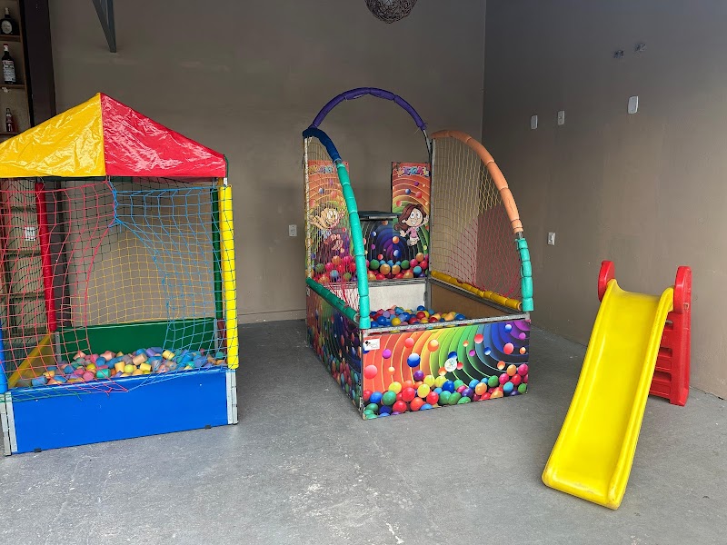 Espaço Festa Fut sabão e Aluguel de brinquedos infantis