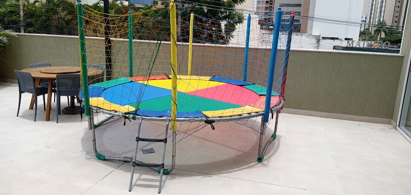 DV Locação - Cama Elástica (pula-pula), Jogos de Mesas com Cadeiras.