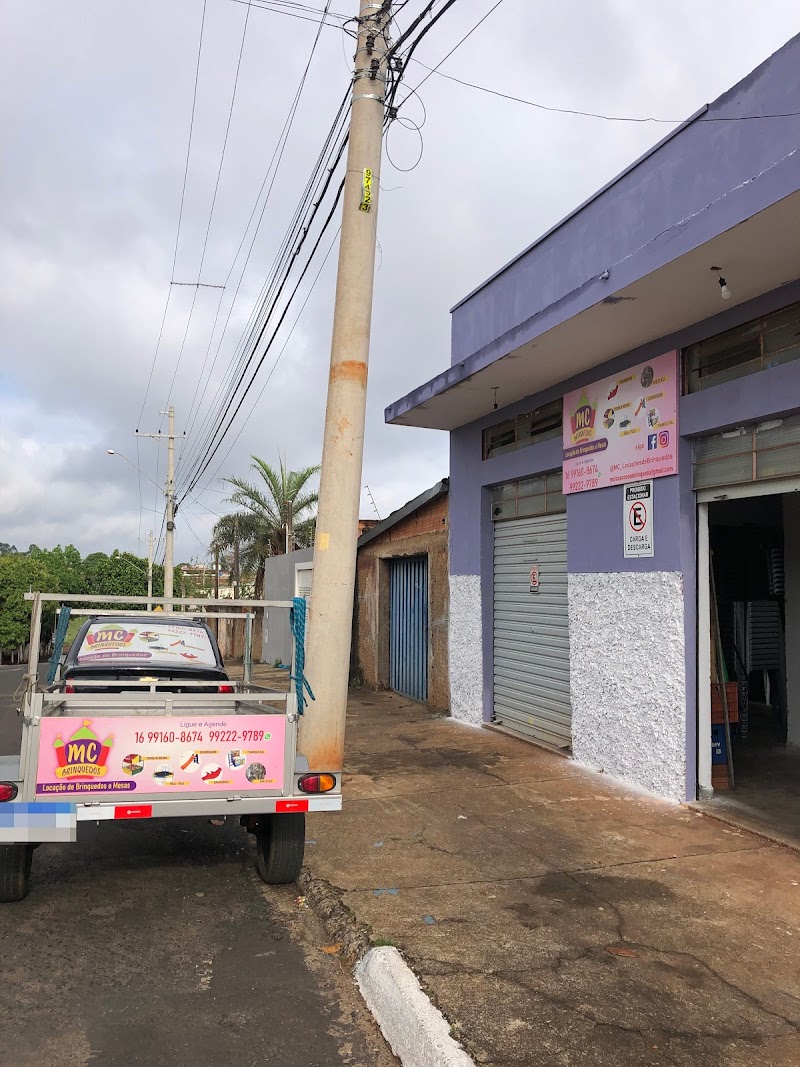MC Locação de Brinquedos e mesas