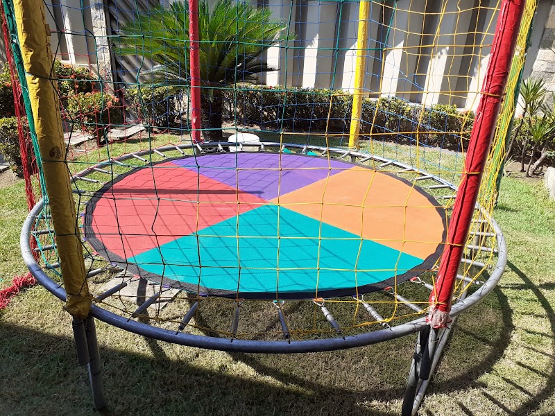 Frito Eventos: Aluguel de pula-pula, mesas e cadeiras