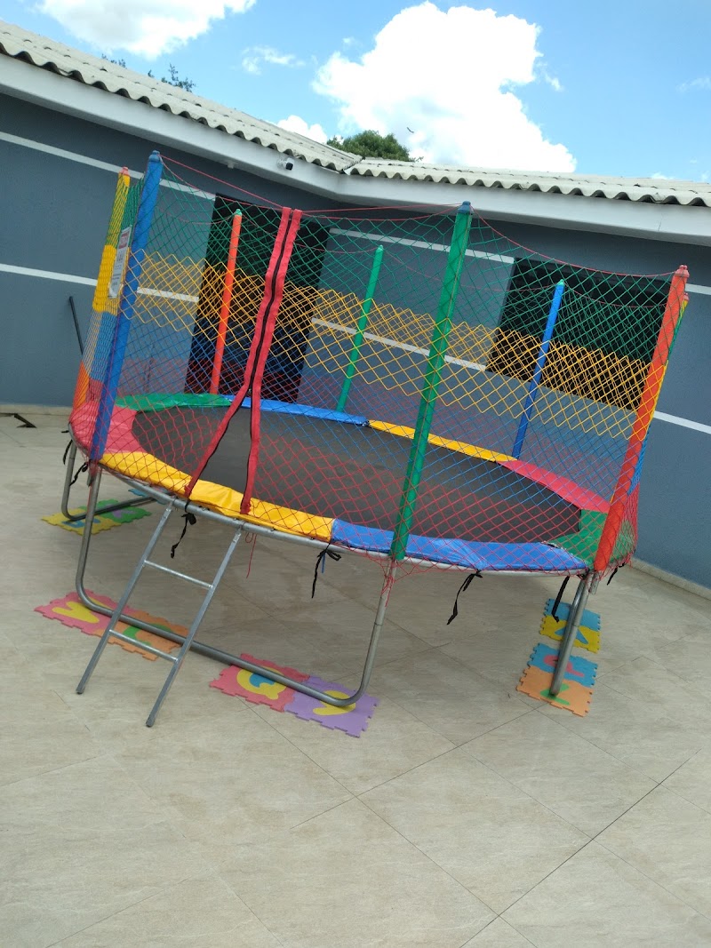 Arco Íris kit de festa Pegue & Monte e locações de brinquedos
