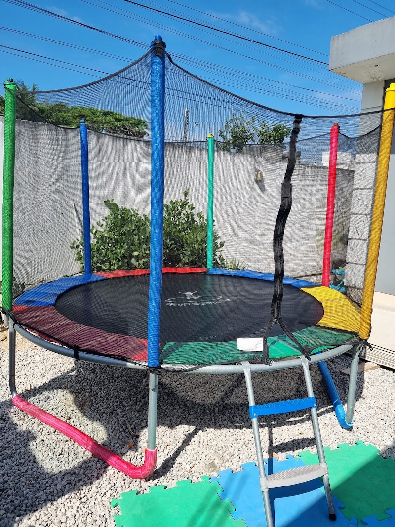 Tia Cris aluguel de brinquedos.