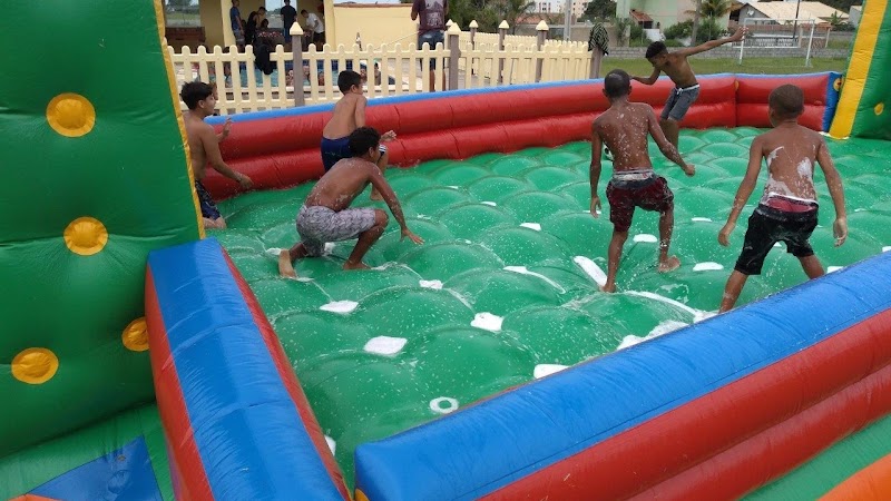 Aluguel de Brinquedos - PULA PULA, FUTEBOL DE SABÃO, TOURO MECANICO, SINUCA, ESCORREGA INFLÁVEL e MUITO MAIS