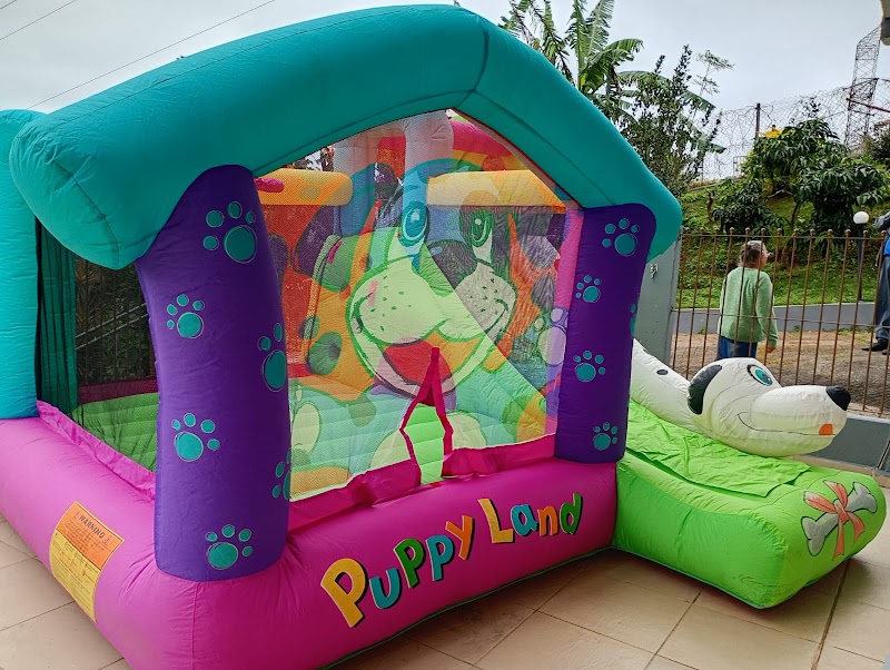 L A Brinquedos