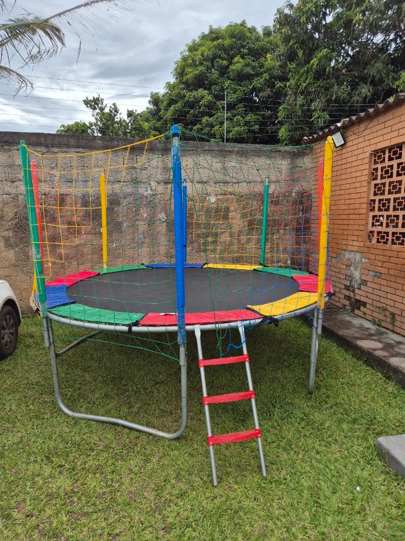 DeCoraFestas. Locação de jogos de mesa/ Locação de pula pula_Cama elastica em Santa Maria DF