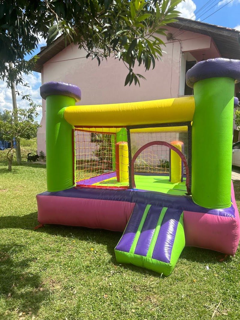 Elaine Locações de Brinquedos.