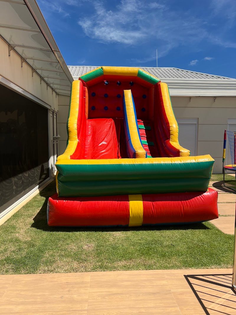 Parque da Fantasia - Locações de Brinquedos Infláveis