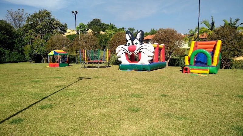 Clara Kids locação de brinquedos