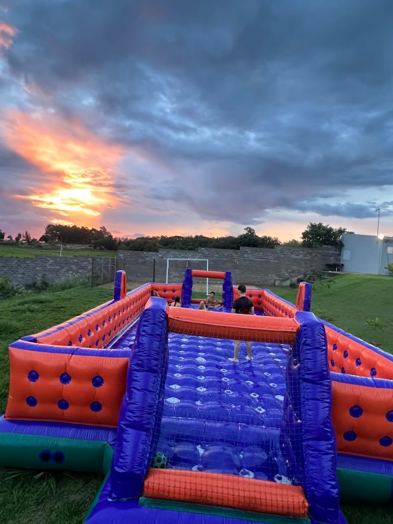 Império Kids Locações - Mesas,Cama Elástica, Futebol de Sabão,Piscina de Bolinha, Escorregador Inflável)